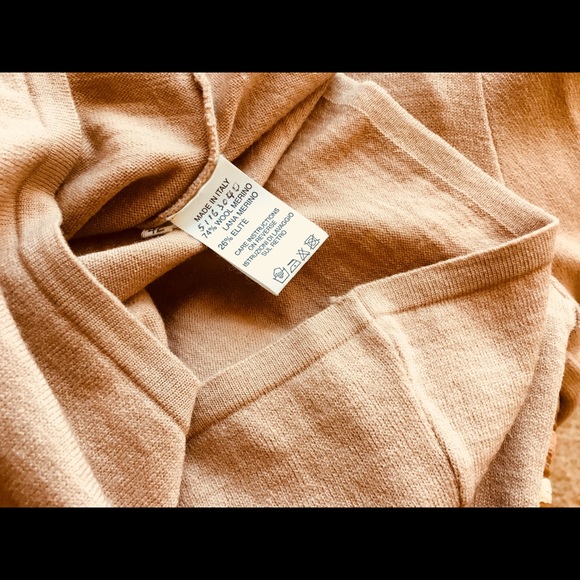 Bruno Manetti peach color sweater - Picture 5 of 5
